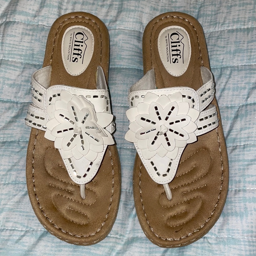 Cliffs by White Mountain Cynthia comfort sole Wedge 9